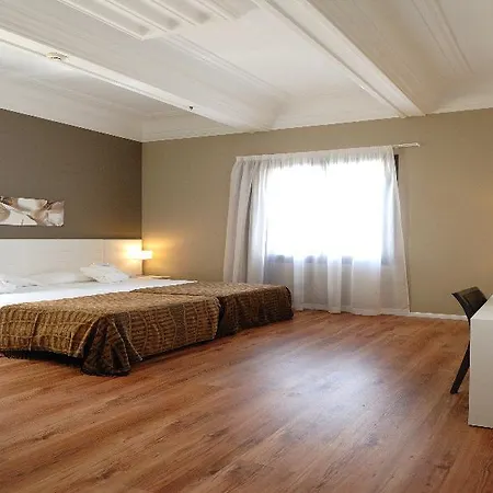 Balneario 4* ألاما ذي أراغون